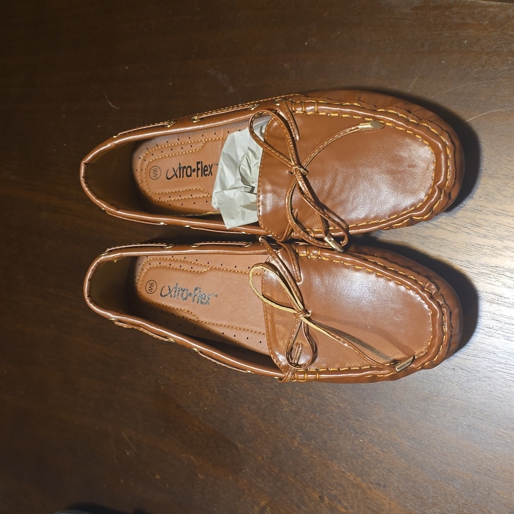 Abbatha Loafer Cognag Size 9W NWOT